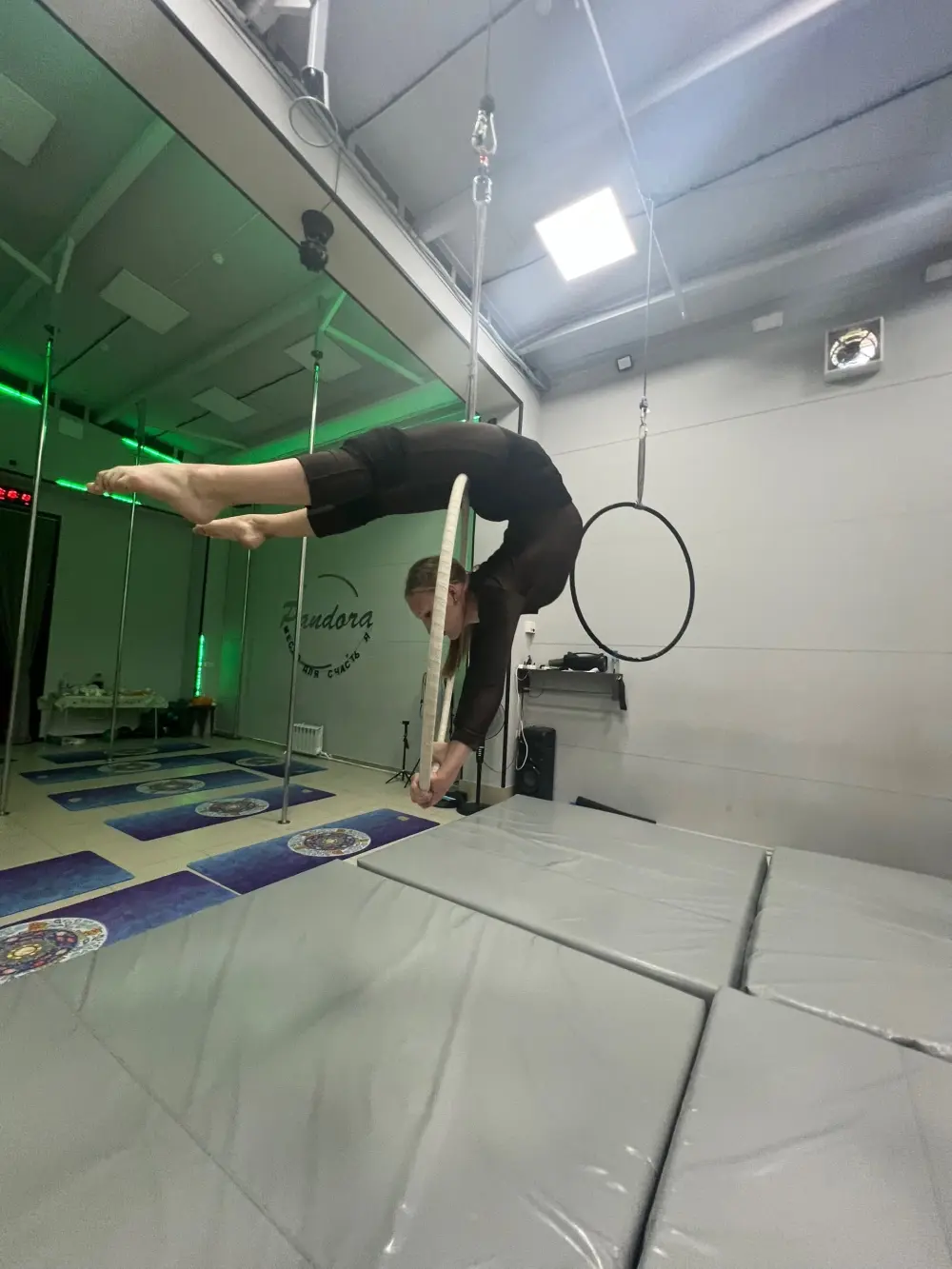 Интенсив по спорту и воздушной акробатике студии "Pandora"