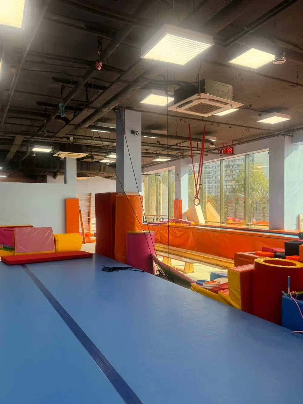 Спортивный лагерь городского типа в центре гимнастики «Чемпион», 1 смена