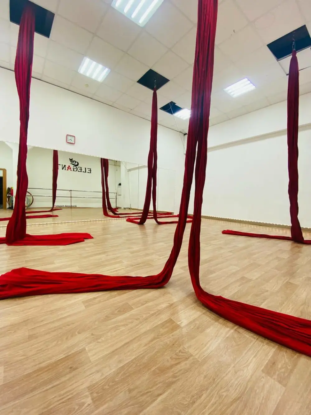 Школа танцев "Elegant dance"