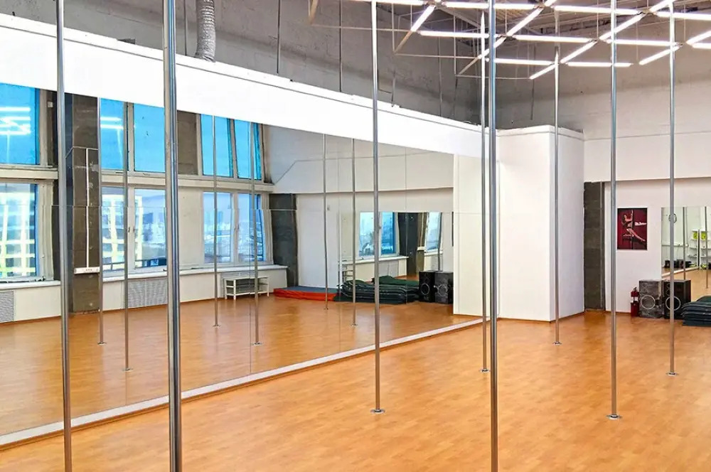 Школа pole dance "Pole Positions"