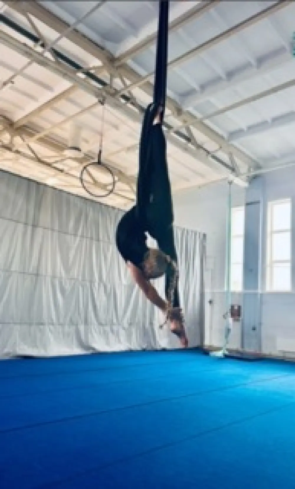 Студия воздушной гимнастики "Astra"