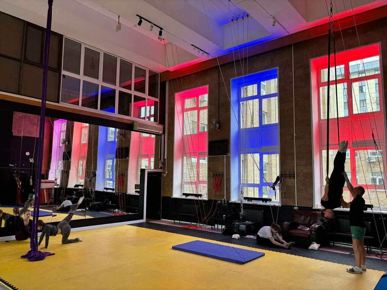 Фестиваль воздушной гимнастики "Vzletay Fest"