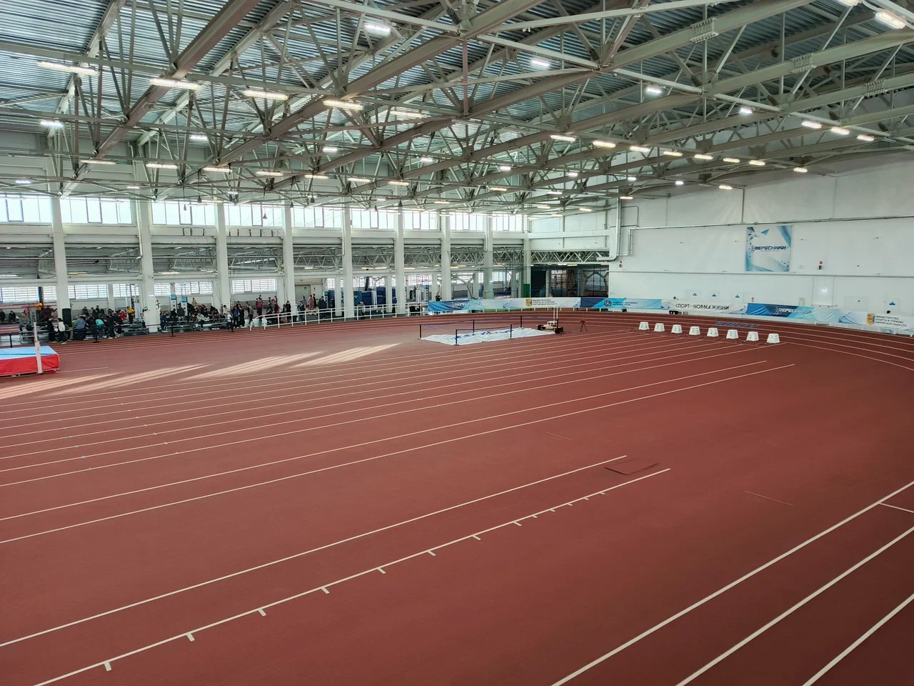 Областные соревнования по воздушной гимнастике и спортивный фестиваль "Метелица"