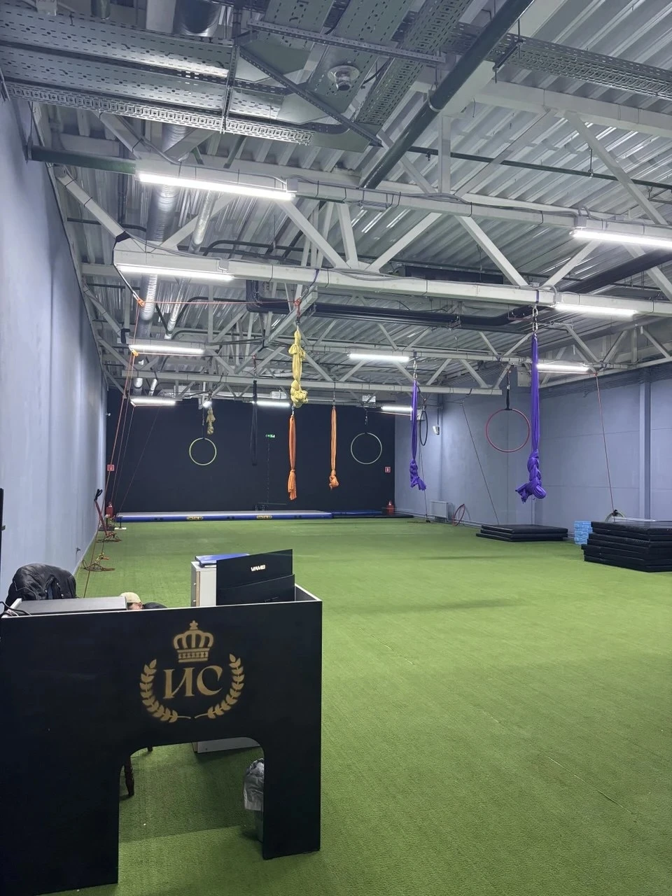 Спортивная школа "ИС"