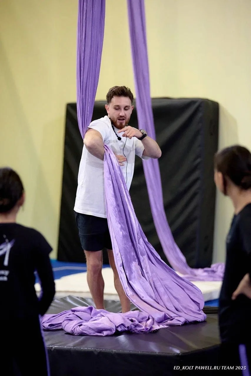 Мастер-класс "Техника отрывных элементов", "Роллапы, заходы и переходы во флагах"